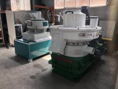 580玉米秸稈顆粒機(jī)及相關(guān)視頻