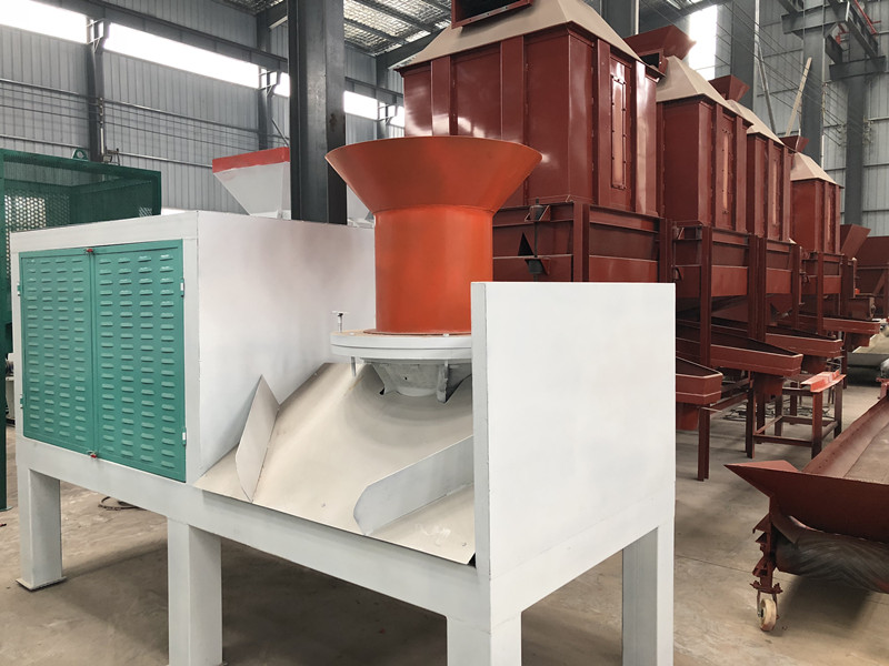 秸稈壓塊機(jī)