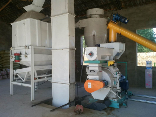 秸稈顆粒機(jī)