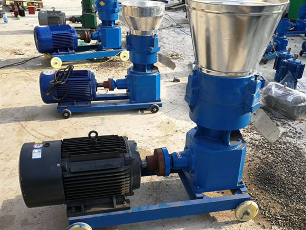 小型飼料顆粒機(jī)